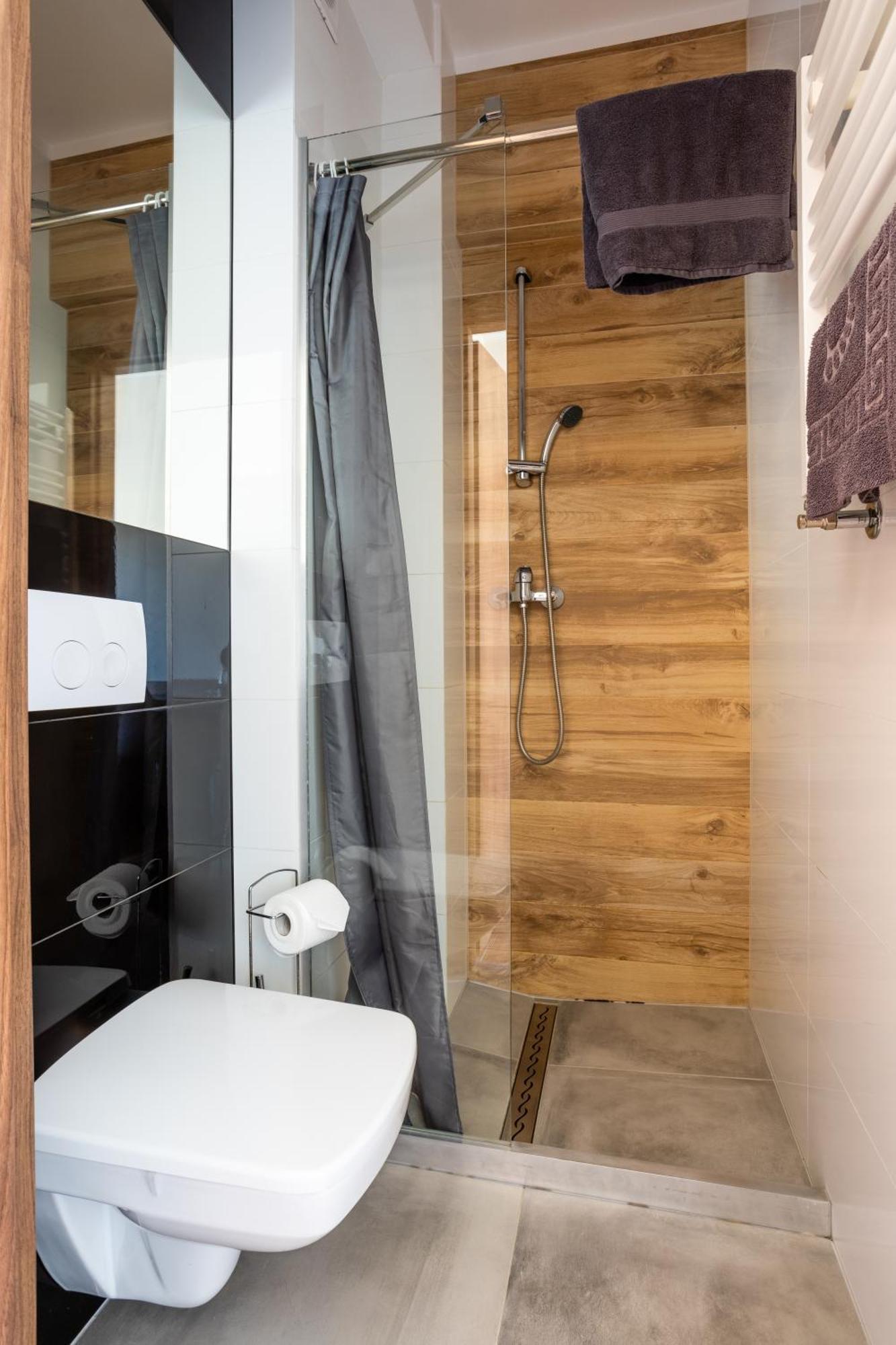 Noclegijarocin Bed & Breakfast Ngoại thất bức ảnh