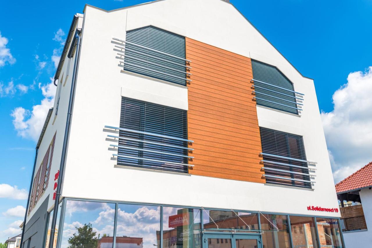 Noclegijarocin Bed & Breakfast Ngoại thất bức ảnh